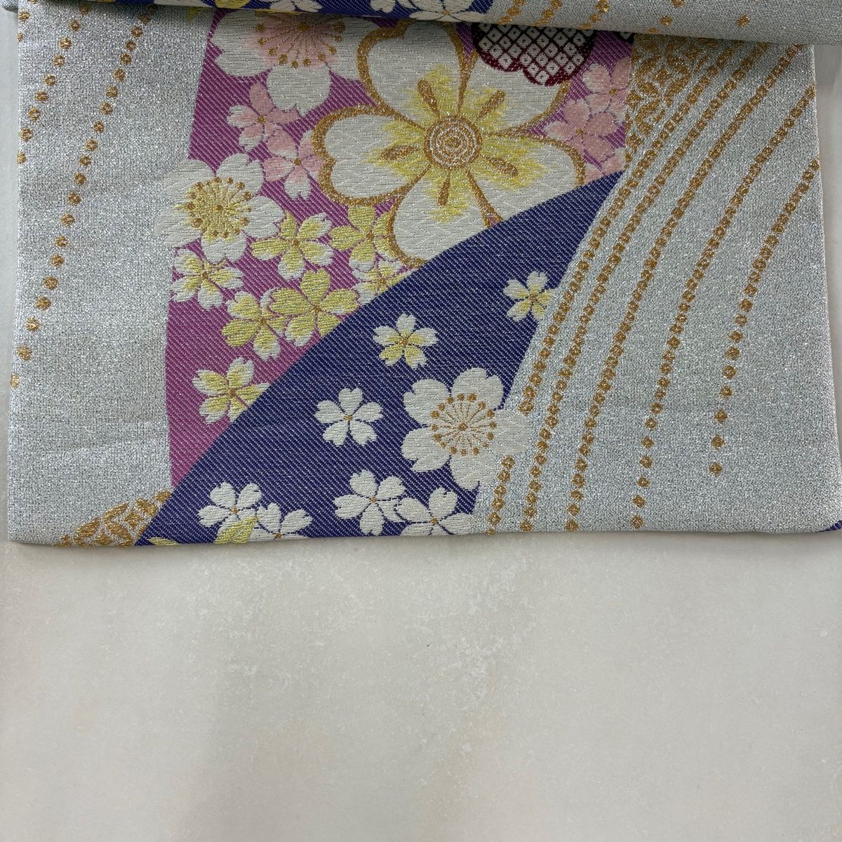 【新品未使用美品❣️】さがら刺繍　六通　正絹袋帯 2025年最新】袋帯 正絹 刺繍の商品一覧 - Yahoo!オークション