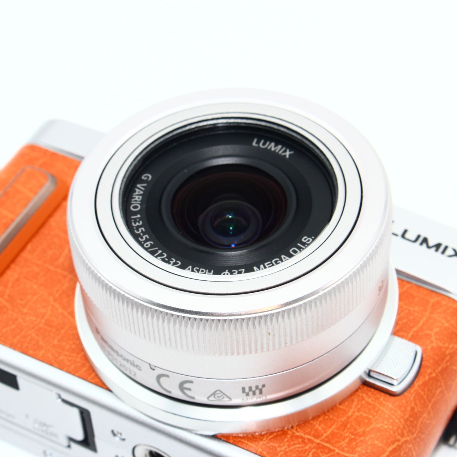 LUMIX GF90