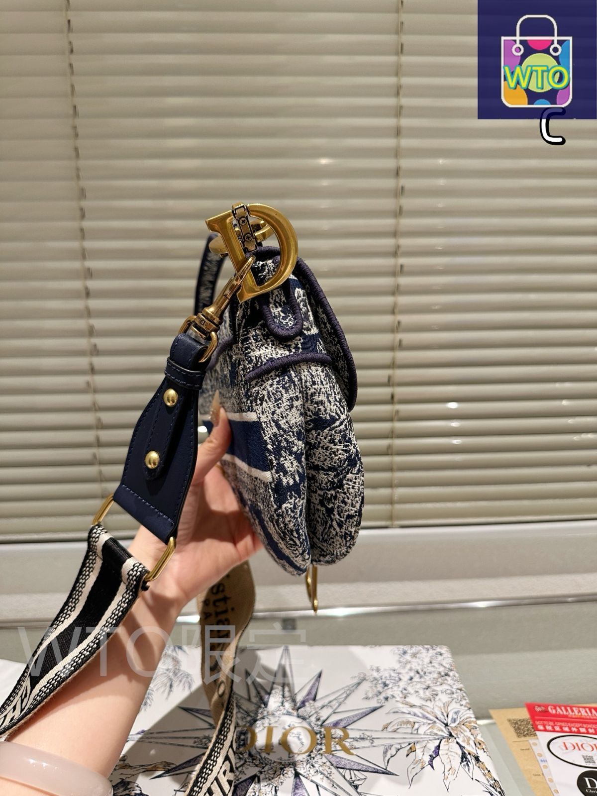 【シーンに合わせて使い方自由】Dior サドル 3-in-1 バッグ 今日特価】Dior ディオール サドルシリーズ サドルの形状を模