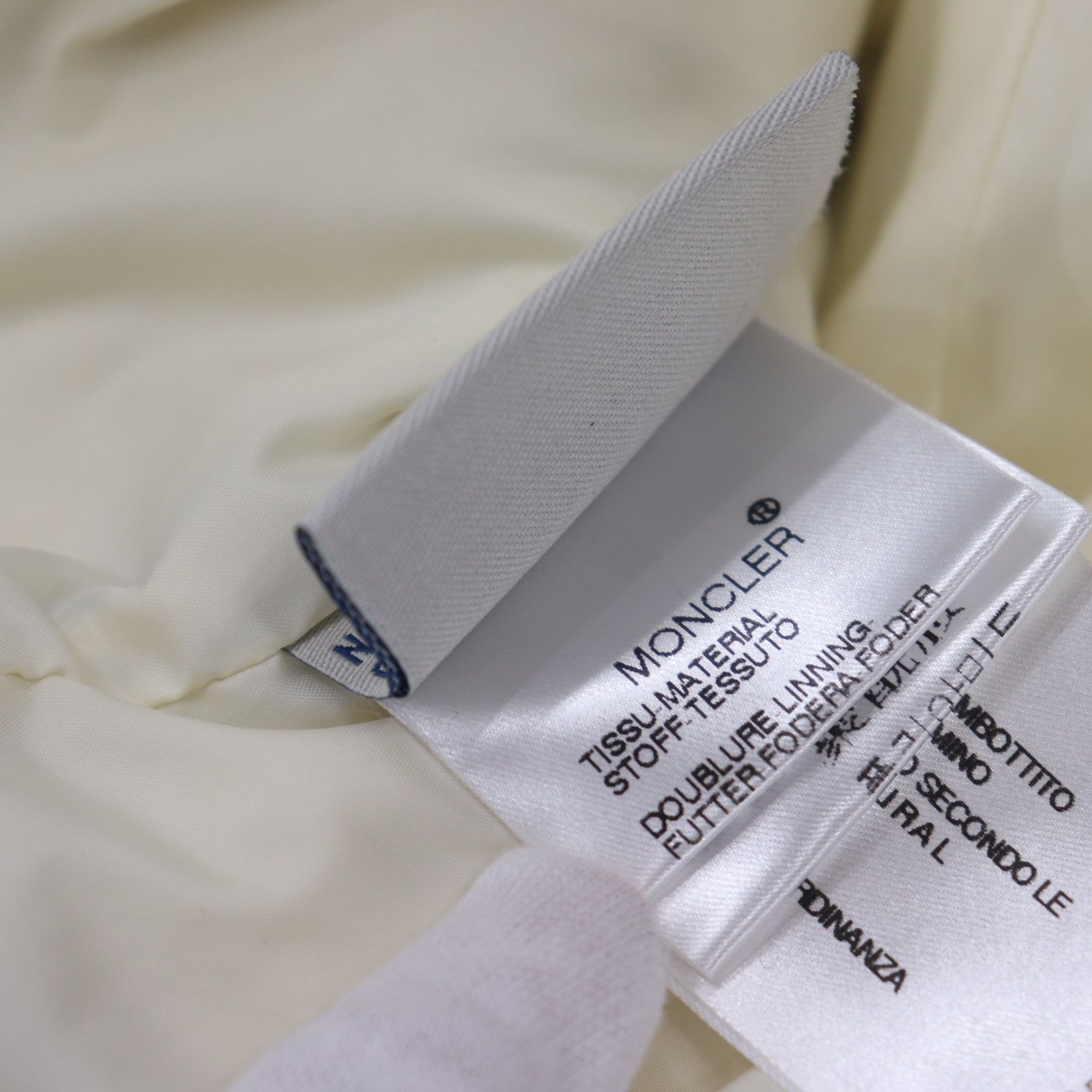 ITFPP6SSUD7C 並行輸入品 MONCLER モンクレール エリック メンズ