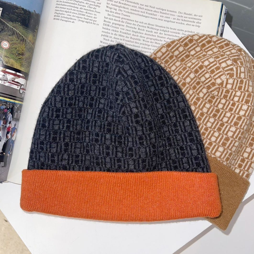 HERMES (エルメス) リバーシブルニットキャップ ユニセックス グレー