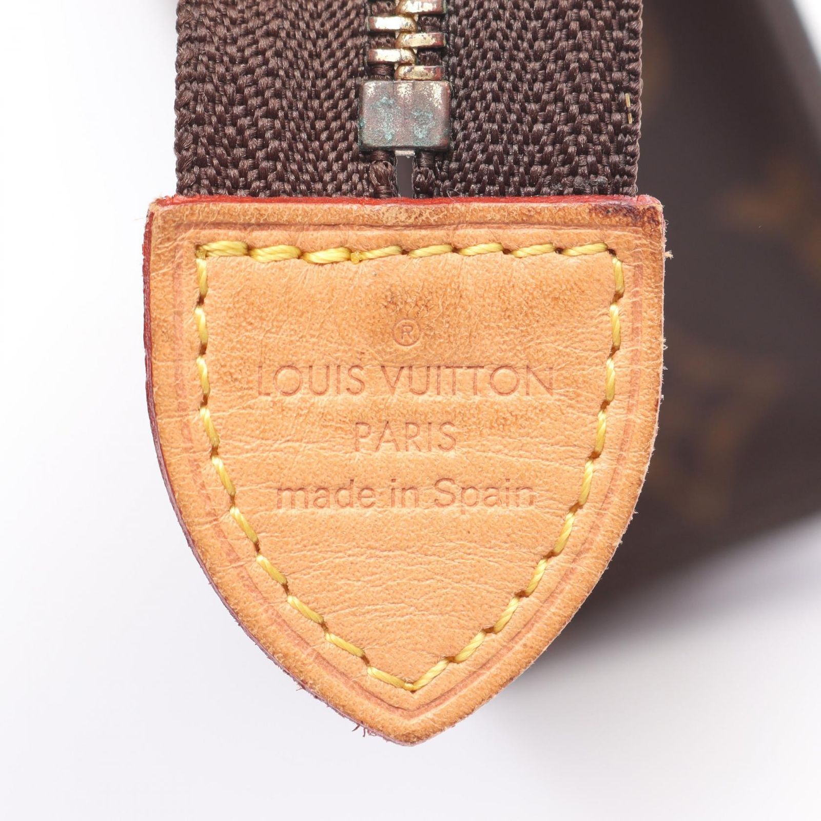 ルイヴィトン】ポッシュトワレット19 LOUIS ポーチ VUITTON VUITTON 