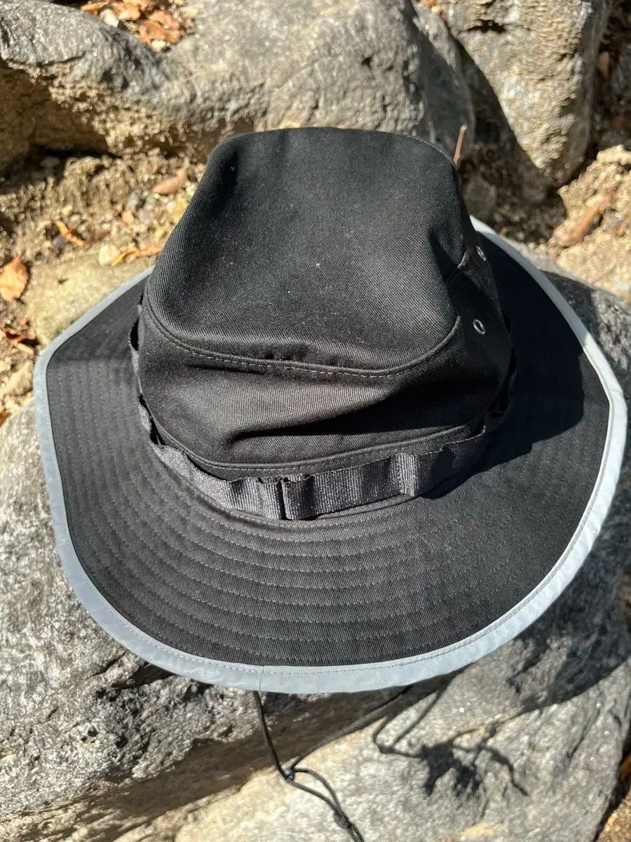 oakley ブーニーハット