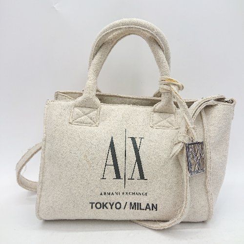 ◇ AX ARMANI EXCHANGE ブランドロゴ入り トート ショルダーバッグ ベージュ ブラック レディース E  【1406180064327】 - メルカリ