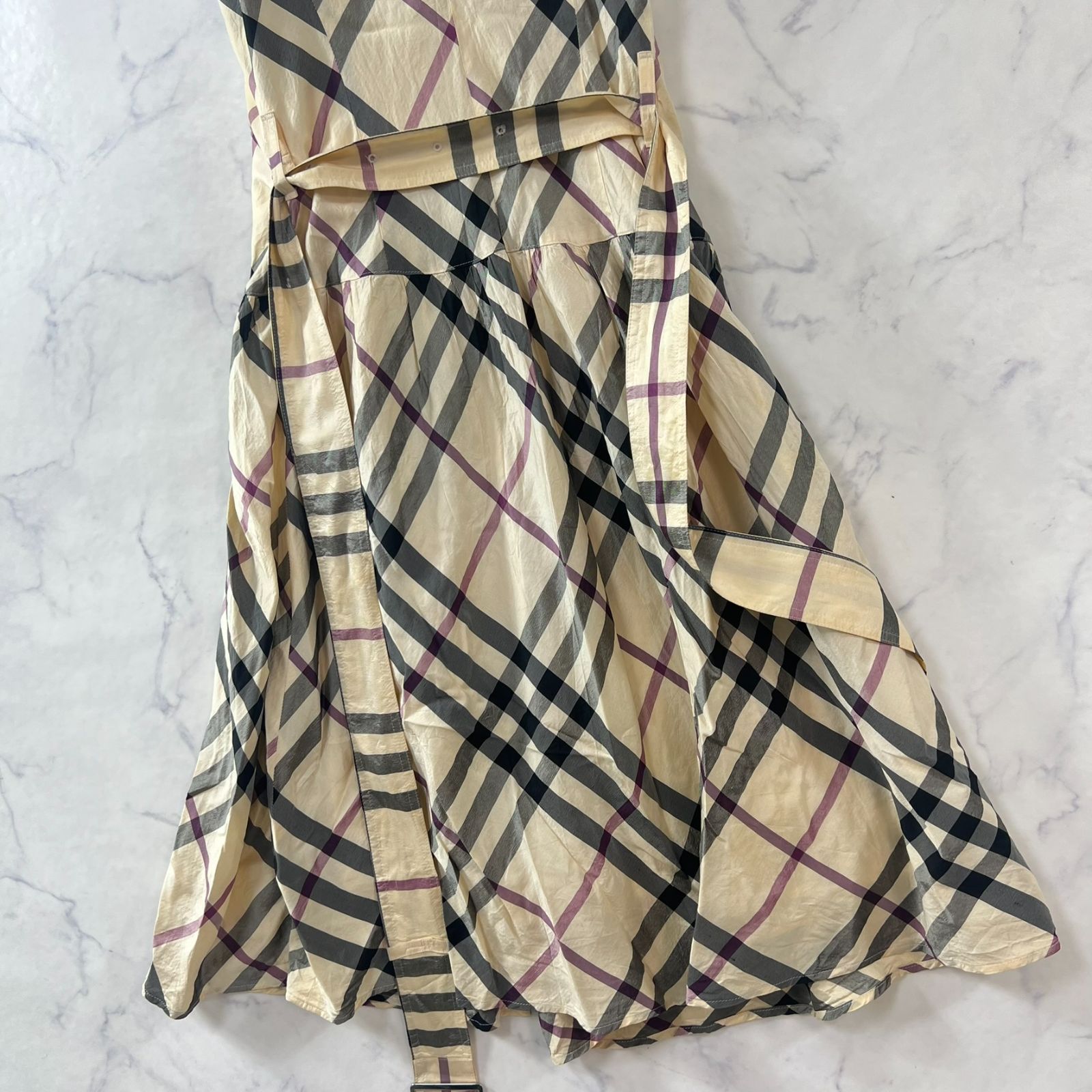 メタルロゴボタン