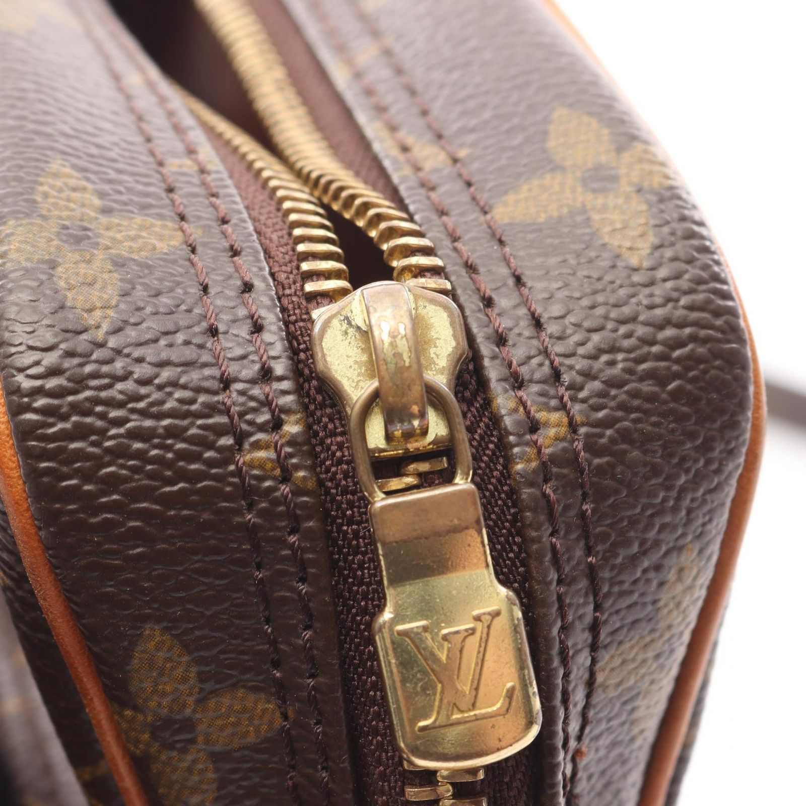 アマゾン モノグラム