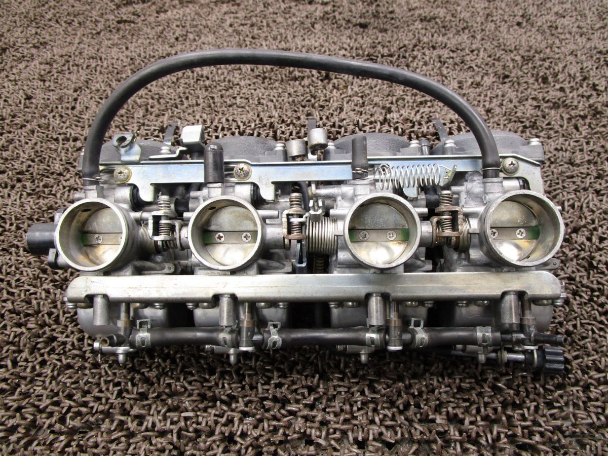 ZRX1100 キャブレター ▲A5757 ZRT10C OH素材に カワサキ ZXT10CE キャブ車