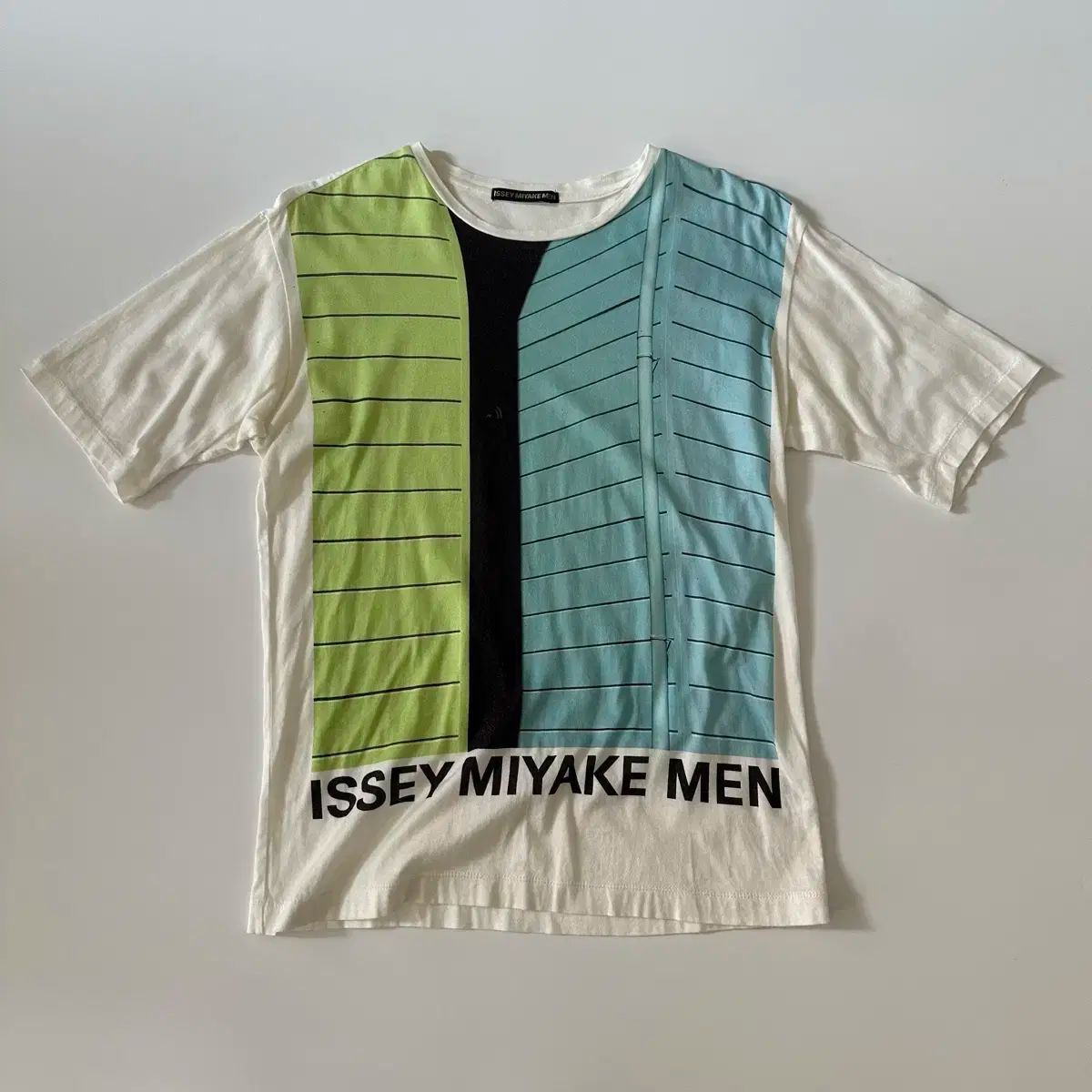 イッセイミヤケ Tシャツ ISSEY MIYAKE ロゴ 半袖 イッセイミヤケ 半袖