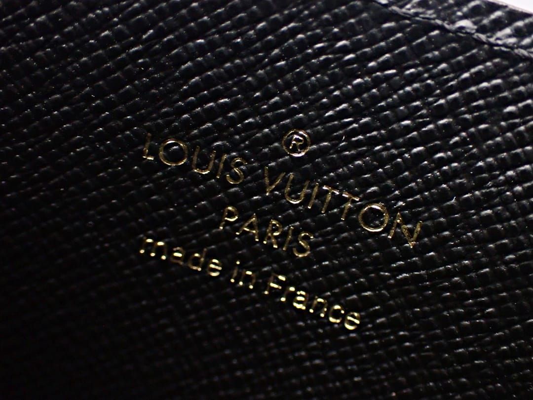 LOUIS VUITTON ルイ・ヴィトン モノグラム リバース カードケース ポルトカルト LVサイドアップ M81462 新品同様品 【送料無料】 A-8222