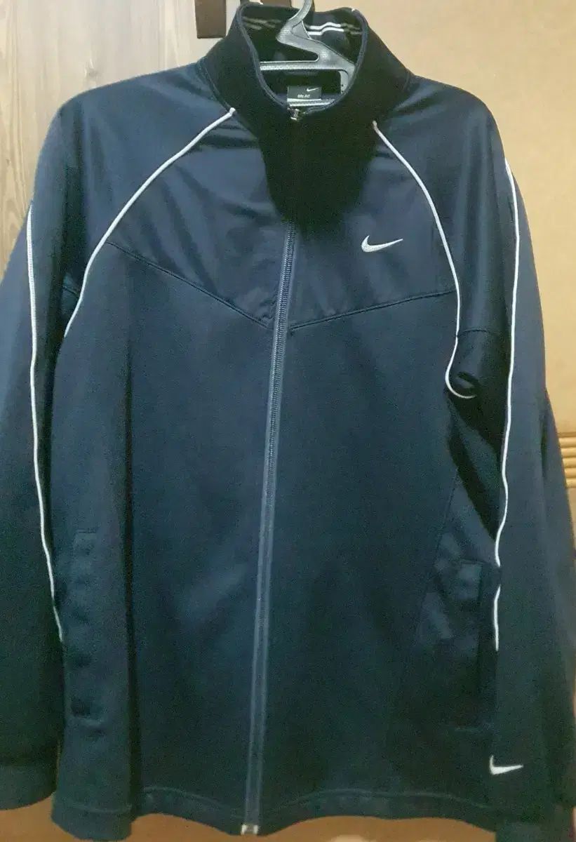 Nike(ナイキ） ヴィンテージ ジャージ m サイズ ネイビー nike