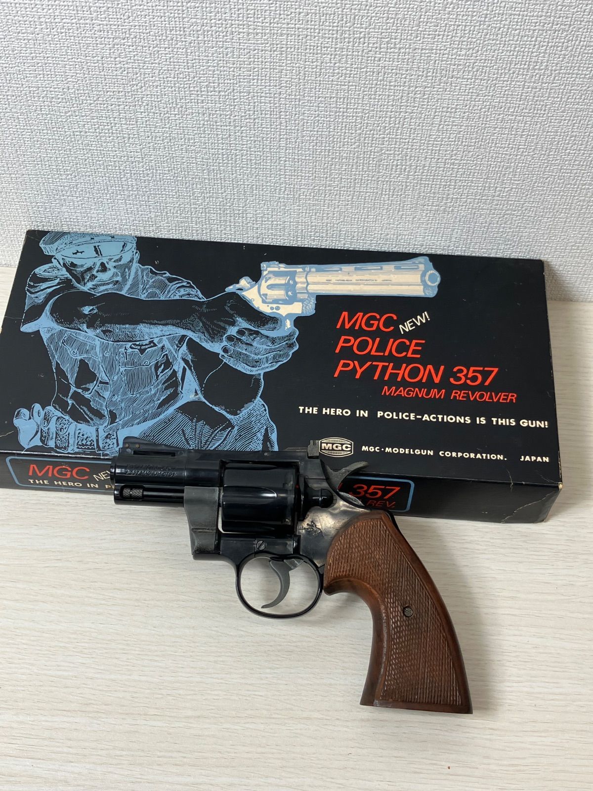 希少　MGC POLICE PYTHON 357 MAGNUM モデルガン 希少 MGC POLICE PYTHON 357 MAGNUM モデルガン 希少 MGC POLICE