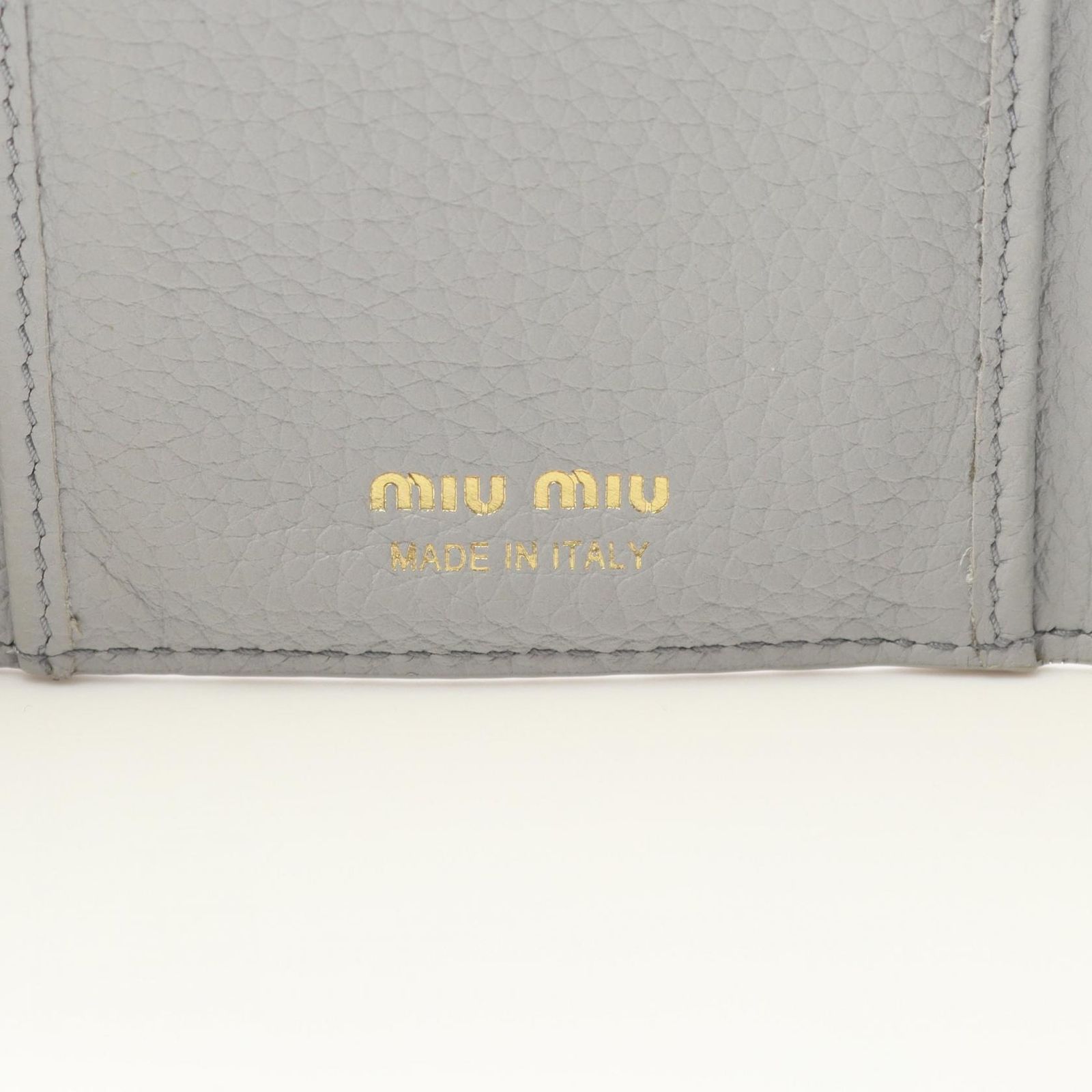 ミュウ ミュウ Miu Miu 三つ折り長財布 ヴィッテロダイノ 5MH024  
