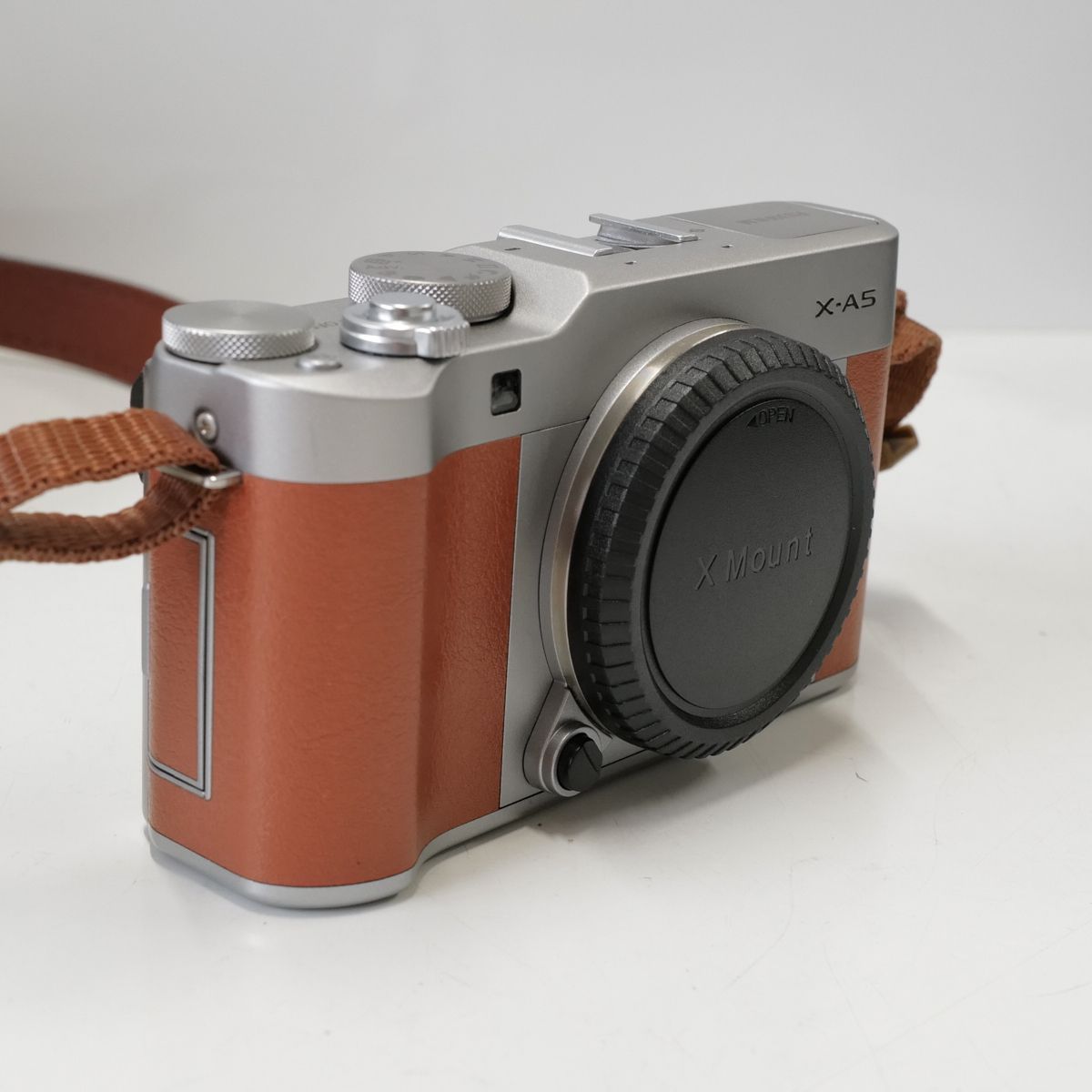【返品保証・動作確認済】FUJIFILM X-A5 ミラーレス一眼カメラ｜中古品 返品保証・動作確認済】FUJIFILM X-A5 ミラーレス一眼カメラ｜中古品