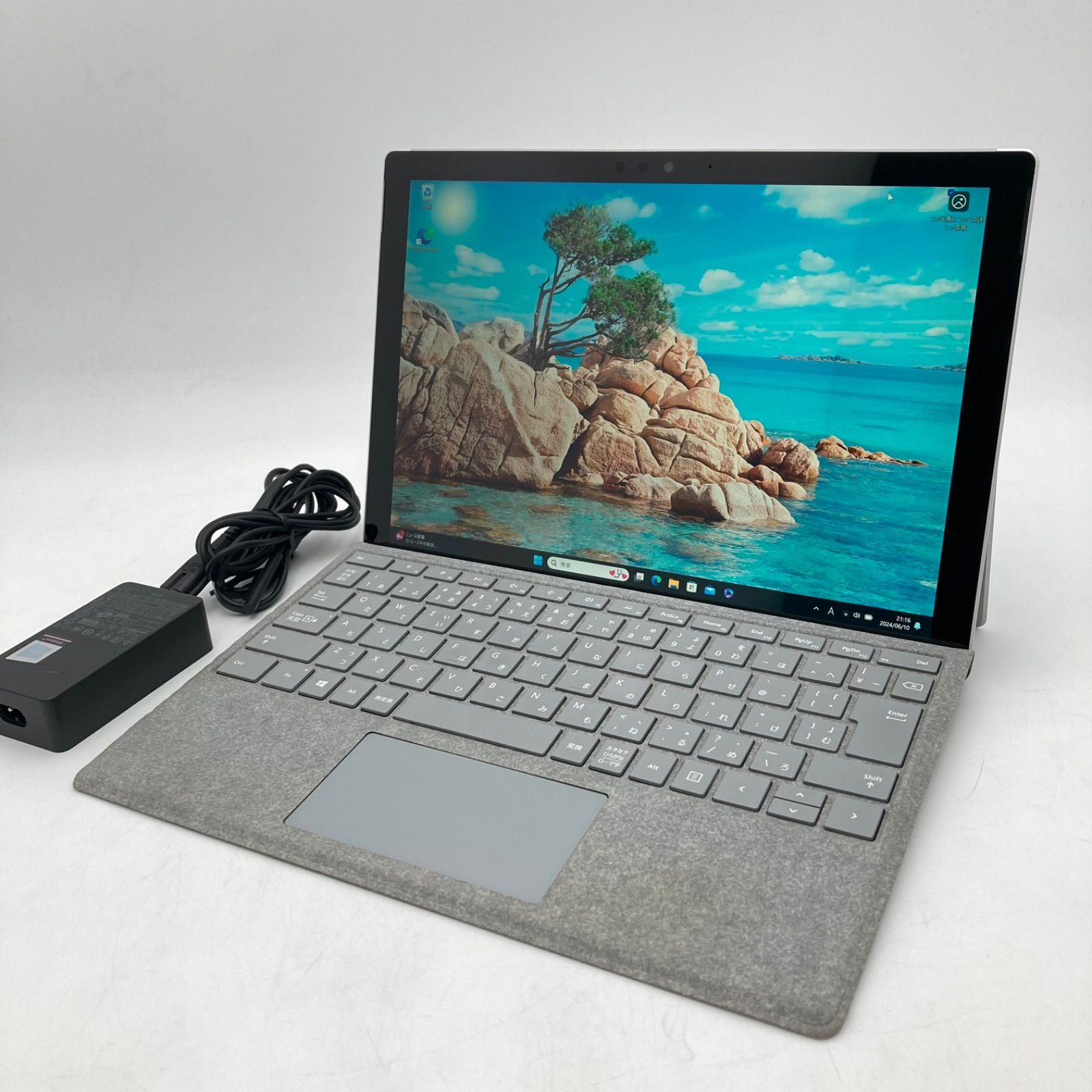 Microsoft Surface Pro 6（i7-8650U／8GB／SSD256GB）