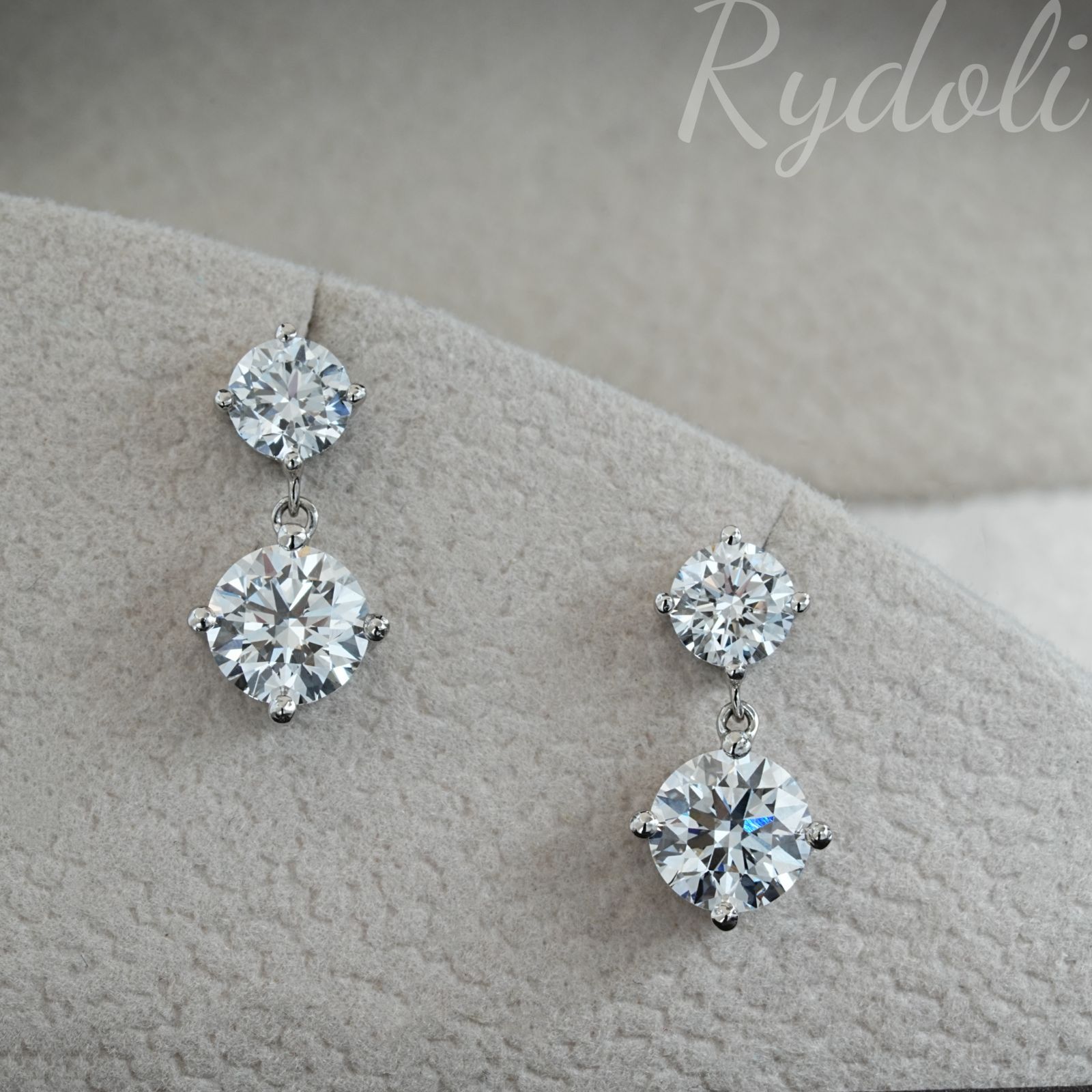 S001 ラボグロウンダイヤモンド/ピアス/1.00ct(プラチナ