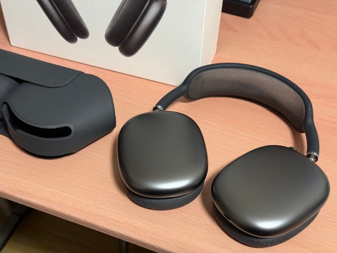AirPods Max スペースグレイ