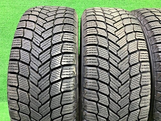 MICHELIN スタッドレス ミシュラン X-アイススノー 215 60R17 4本 8ミリ