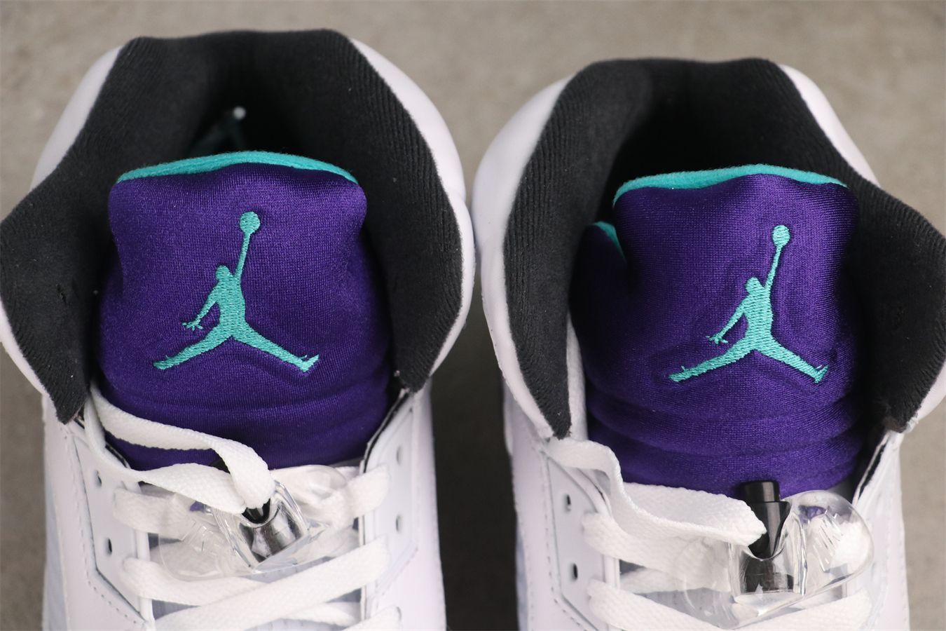 ショータ　 5枚 今日特価】Air Jordan 5 エアジョーダン 5 HQ7978-100 ホワイト