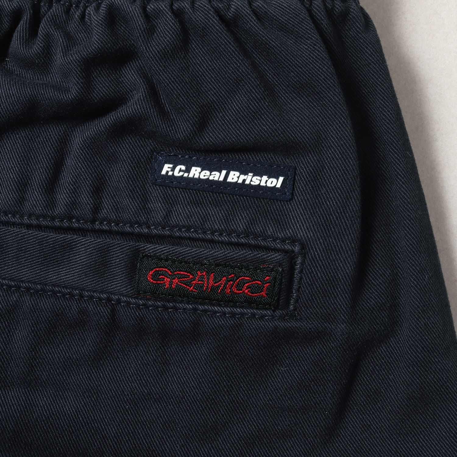 F.C.Real Bristol エフシーレアルブリストル パンツ サイズ:M 21SS GRAMICCI コットンツイル イージーショーツ TEAM  SHORTS ネイビー 紺 ボトムス ズボン ショートパンツ【メンズ】 - メルカリ