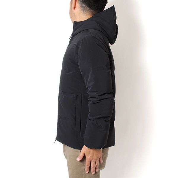 25AWモデル ヘルノ HERNO メンズ 防風防水 ストレッチダウンジャケット 