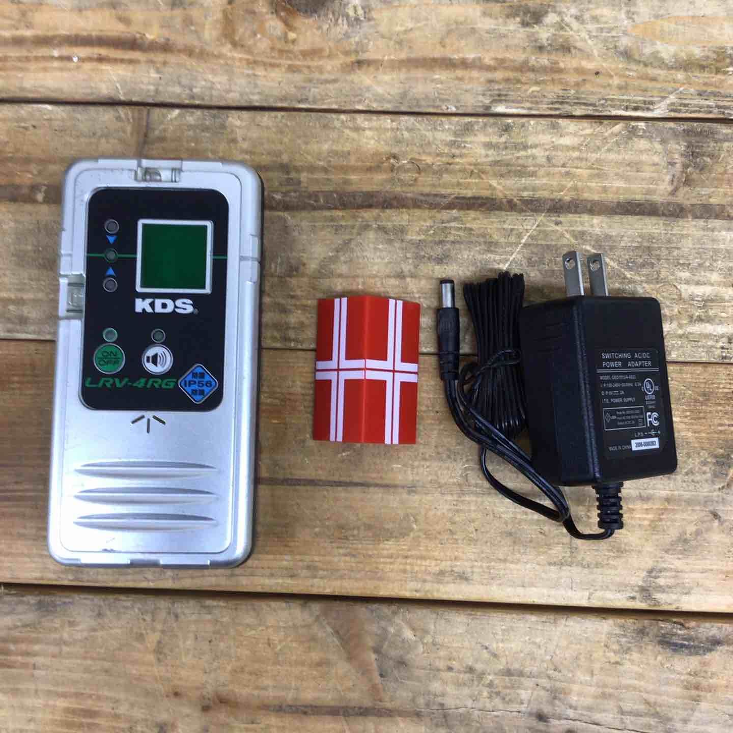 グリーンレーザー墨出し器 LTC-SSG600