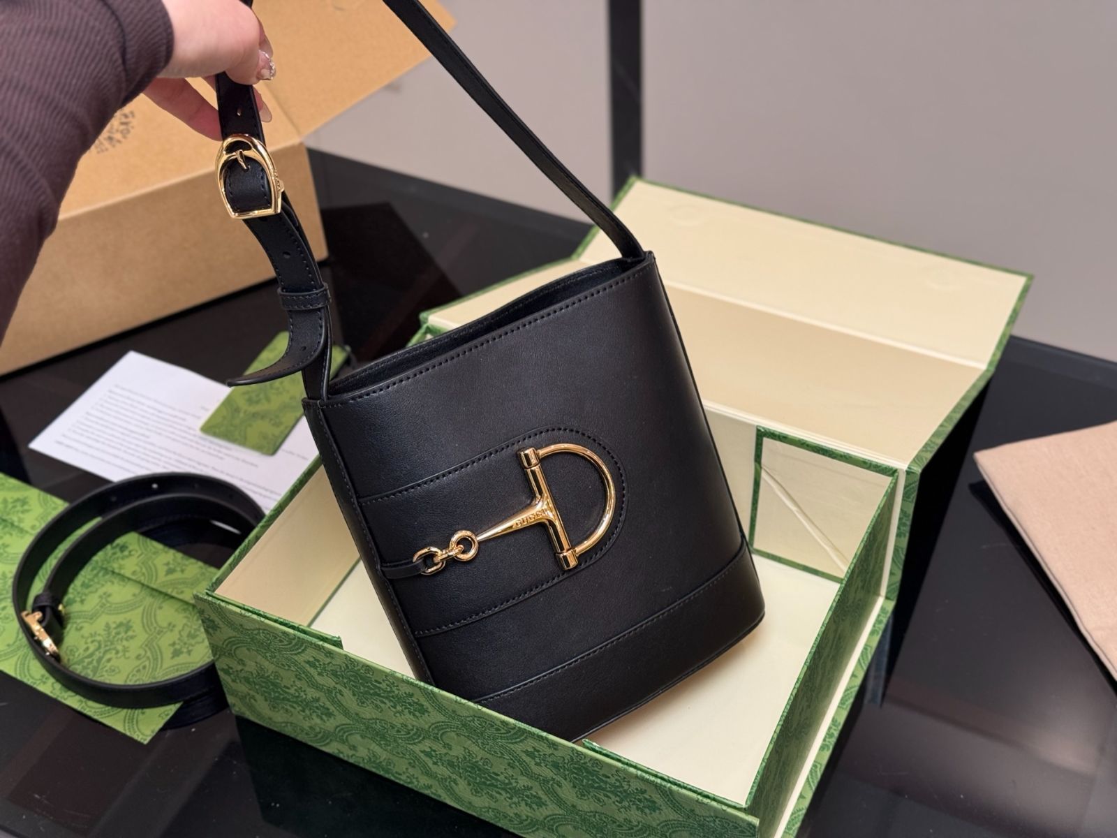 今日特価】Gucci Street Style Bucket Bag グッチ ストリート