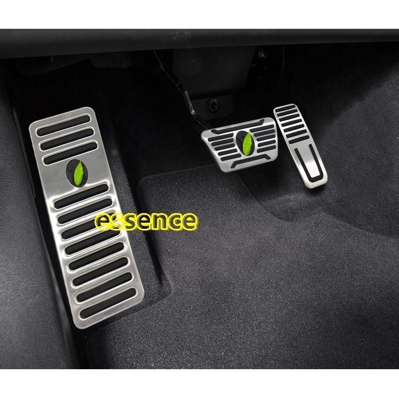 高品質 マセラティ ペダル カバー 3点セット アルミ レヴァンテ ギブリ クアトロポルテ 6代目 ドレスアップ 高品質 マセラティ ペダル カバー 3点セット アルミ レヴァンテ ギブリ