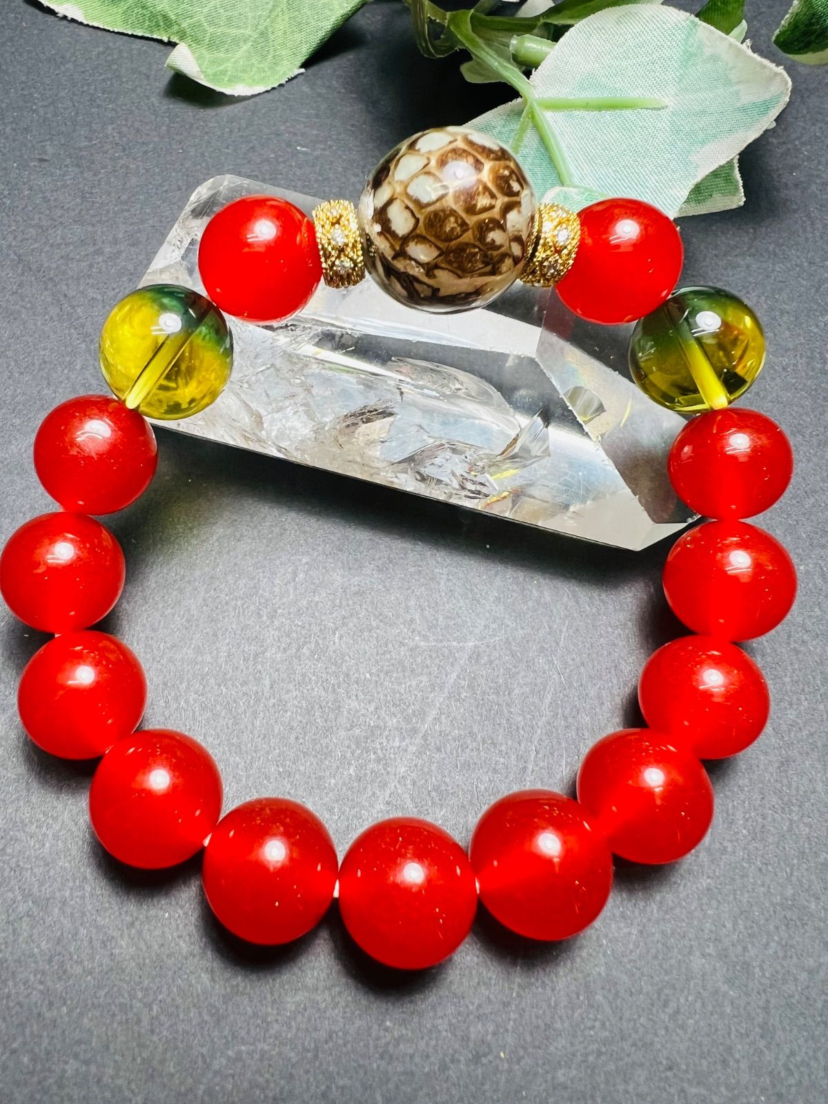 沖縄ハブ琉石✨秘紅石黄緑水晶超金運ブレスレット❗️宝くじ運　すごい波動　最高の金運 沖縄ハブ琉石 秘紅石 黄緑水晶 超金運ブレスレット 宝くじ運 すごい