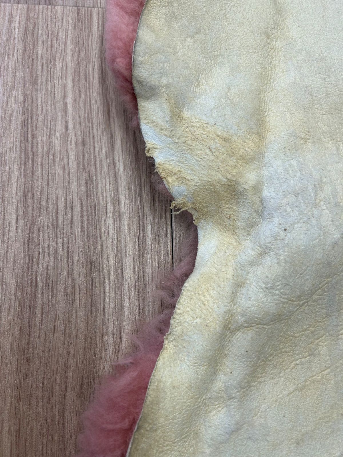 ニチロムートン 羊の毛皮 1.5匹物 ラグ ピンク MARWIL-DEMENAGEMENTS_CH