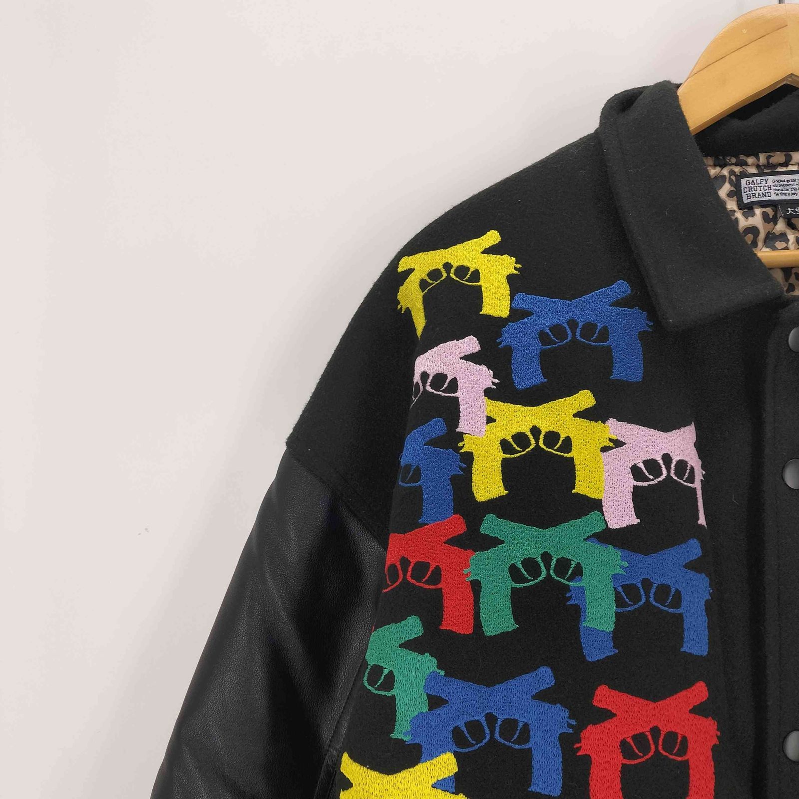 GALFY チャカバッチ スタジャン XL GALFY (ガルフィー) チャカバッチスタジャン BLACK/WHITE