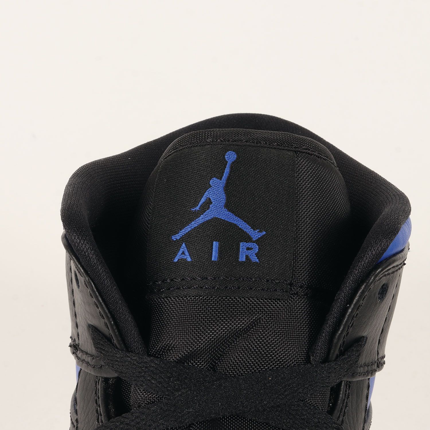 新品 NIKE ナイキ サイズ:27.5cm AIR JORDAN 1 MID ROYAL (554724-068 