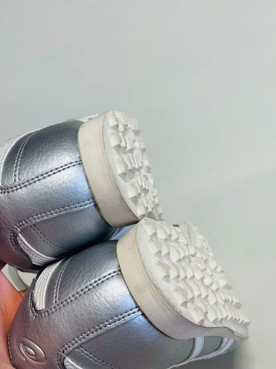 Asics アシックス シルバー クリーム スパイクレス ゴルフシューズ 着用回数 1 寿司 LLC-HASEGAWATOSO_COM