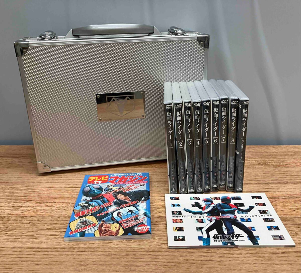 DVD 仮面ライダー1号・2号 アタッシュケース入り限定版DVD-BOX Amazon.co.jp: 仮面ライダー1号・2号 BOX [DVD] : 特撮(映像