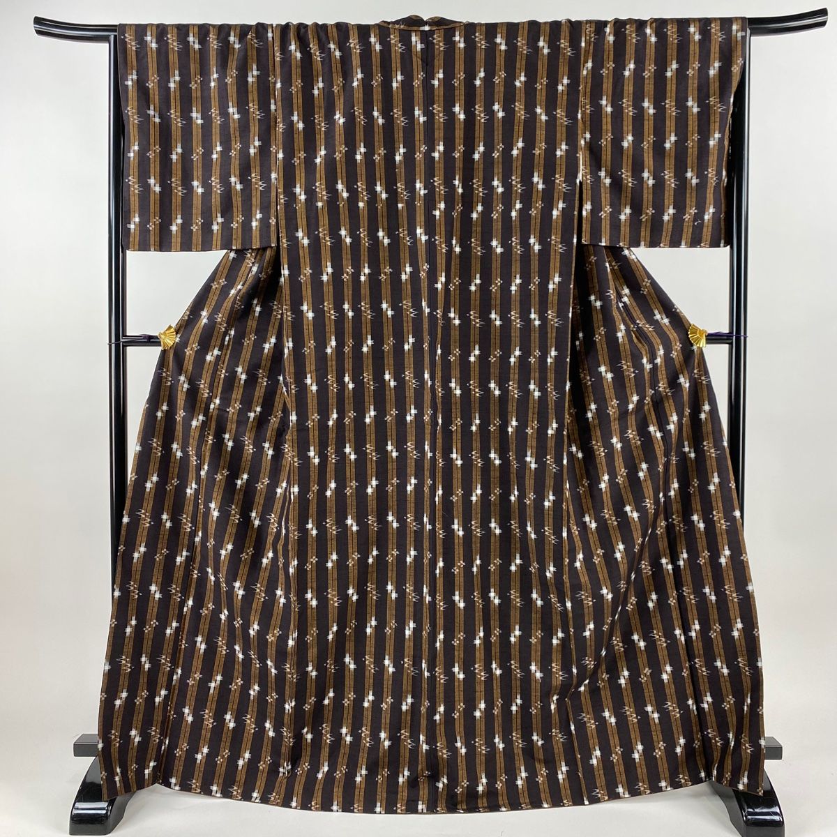 紬 身丈170cm 裄丈67cm M 袷 縦縞 燕 焦茶色 正絹 名品