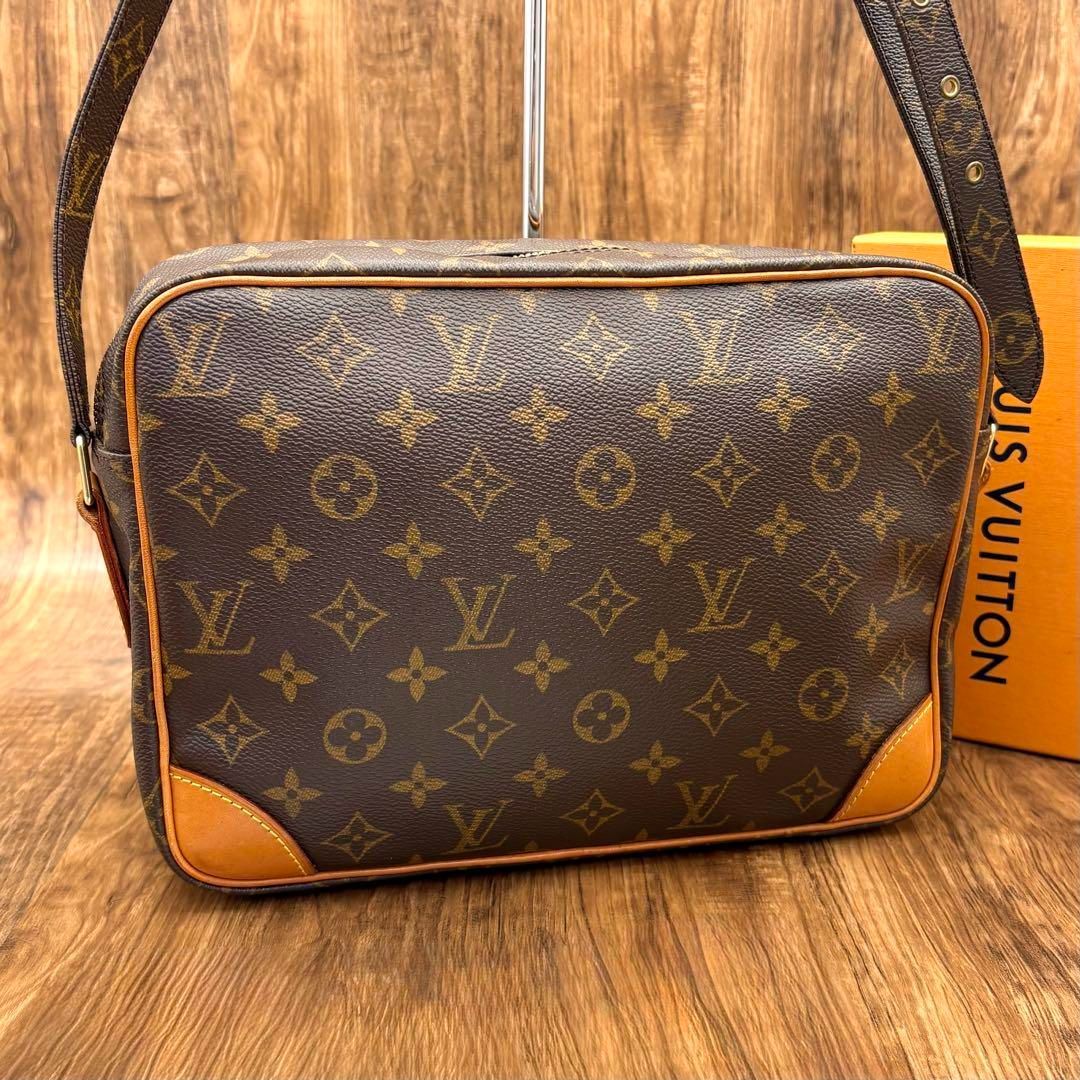 ■極美品■LOUIS VUITTON ルイヴィトン モノグラム ナイル モノグラム ナイル 詳細情報とお値段【ルイ・ヴィトン・ナビ！】