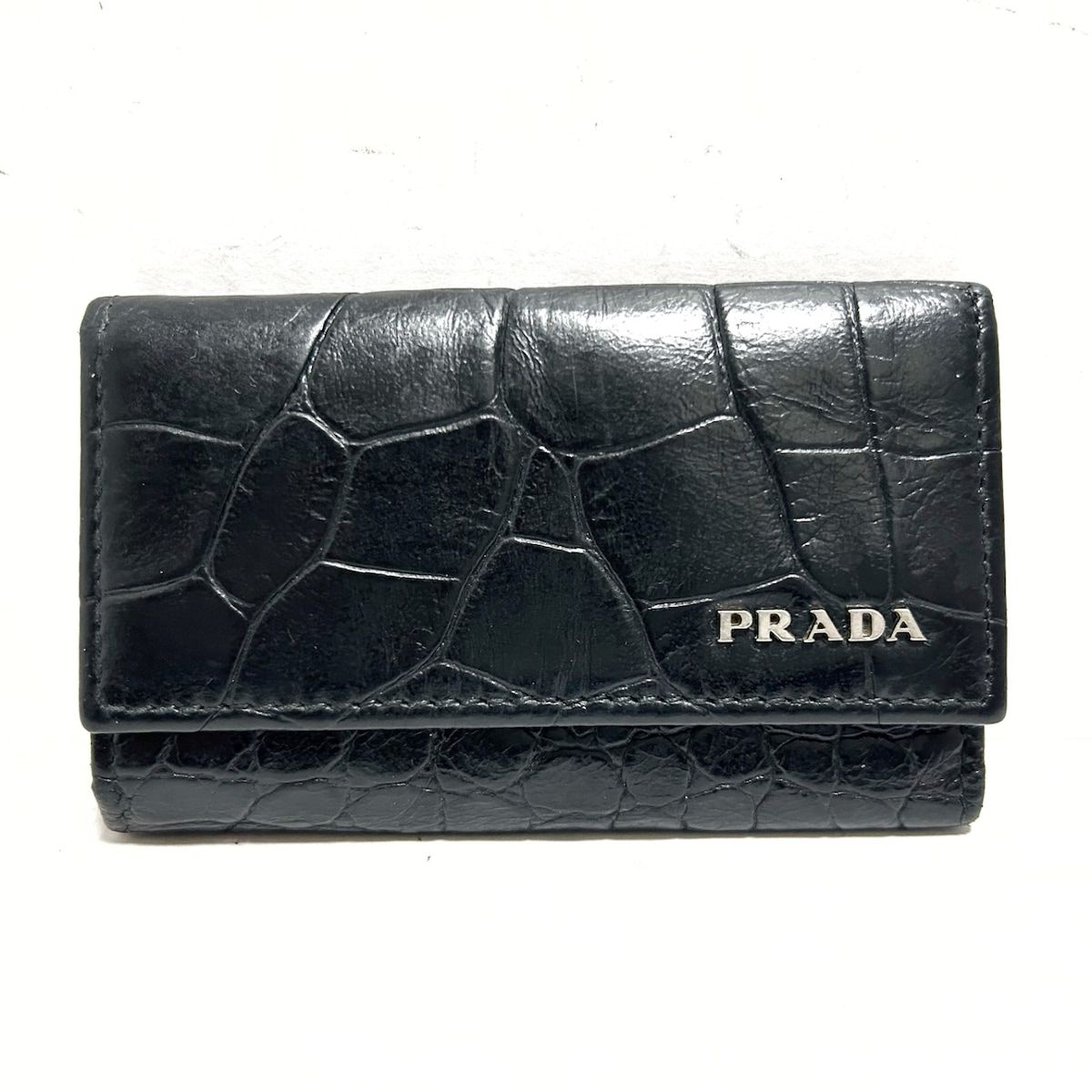 PRADA(プラダ) キーケース - 黒 6連フック/型押し加工 レザー - メルカリ