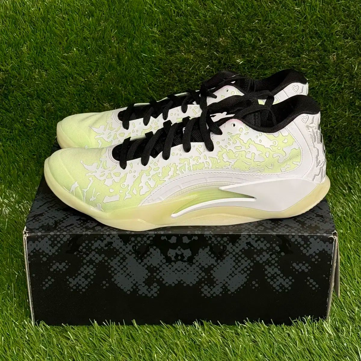 275 ） ジョーダン ザイオン 3 PF 割引 白 ベアリー ボルト 275