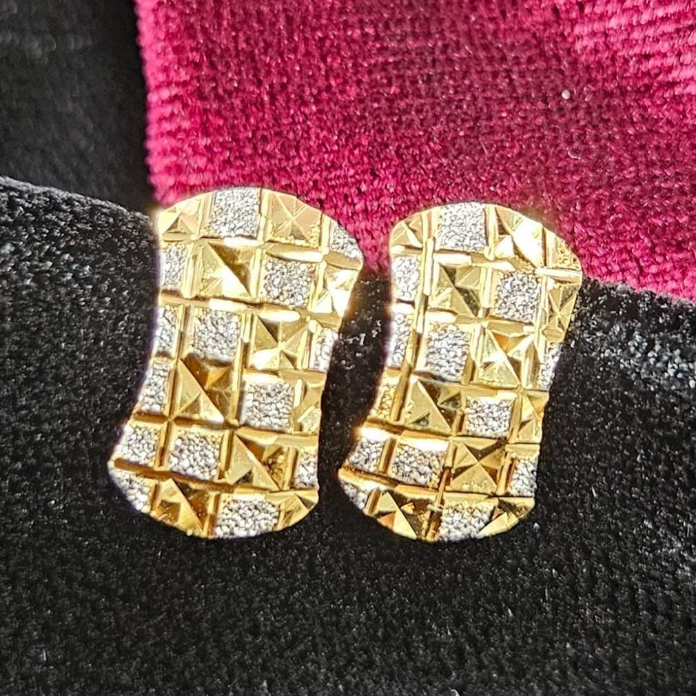 モダンで立体的！ 18金 K18 YG WG コンビデザイン スタッド ピアス 