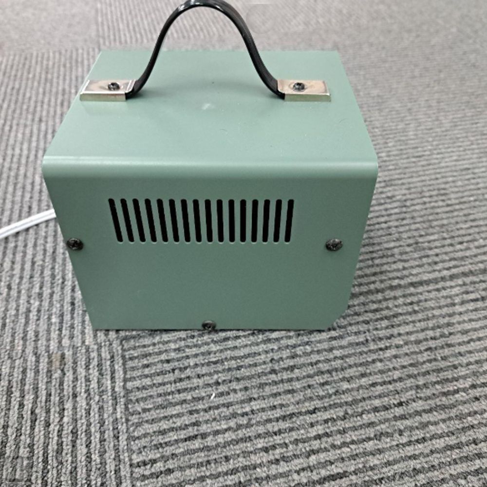 日動 変圧器 昇圧器ハイパワー 2KVA 2芯タイプ M-20 (100V-115