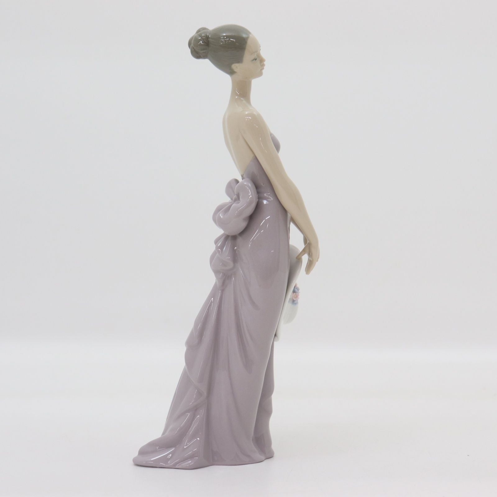 リヤドロ LLADRO フィギュリン 5375 リヤドロ LLADRO フィギュリン 5375