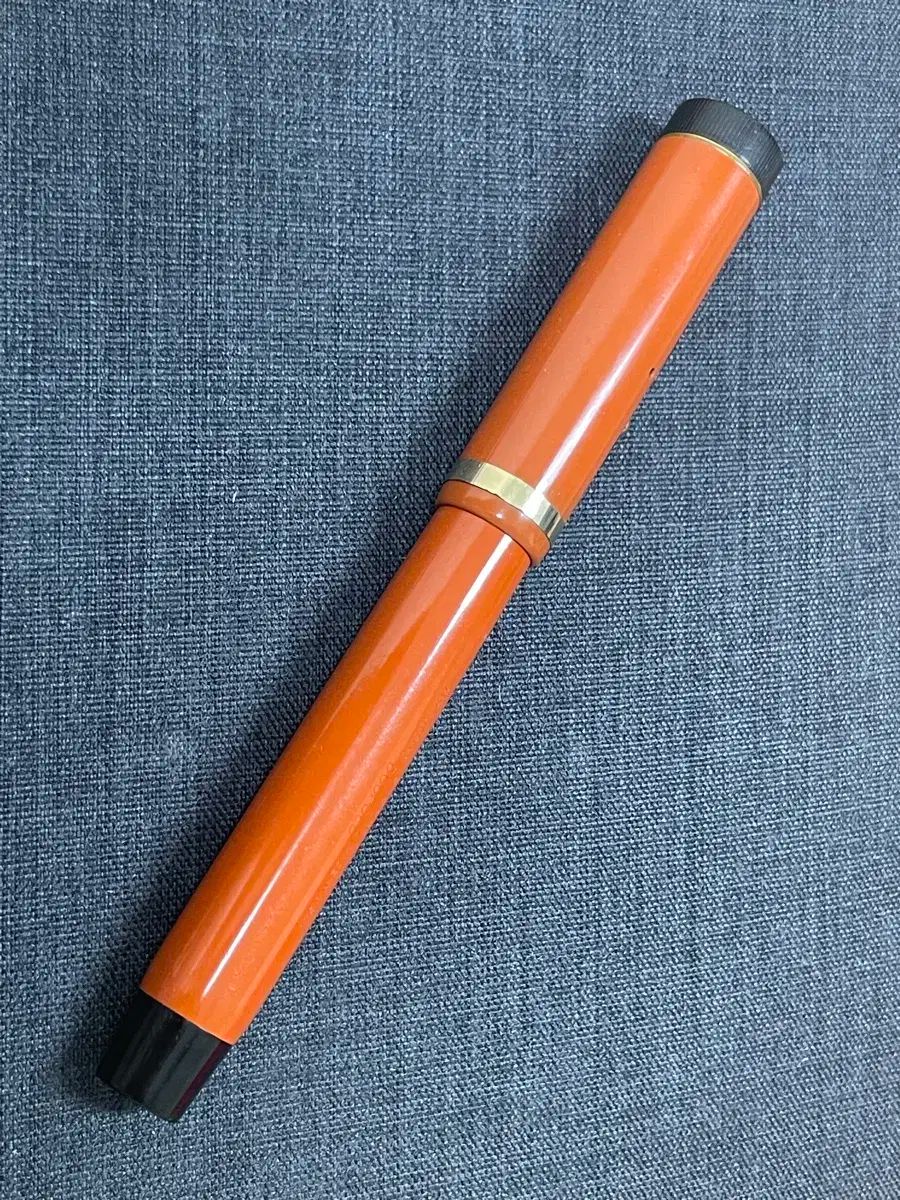 パーカー PARKER 万年筆 デュオフォールド ビック 赤 14 K EF ニップ