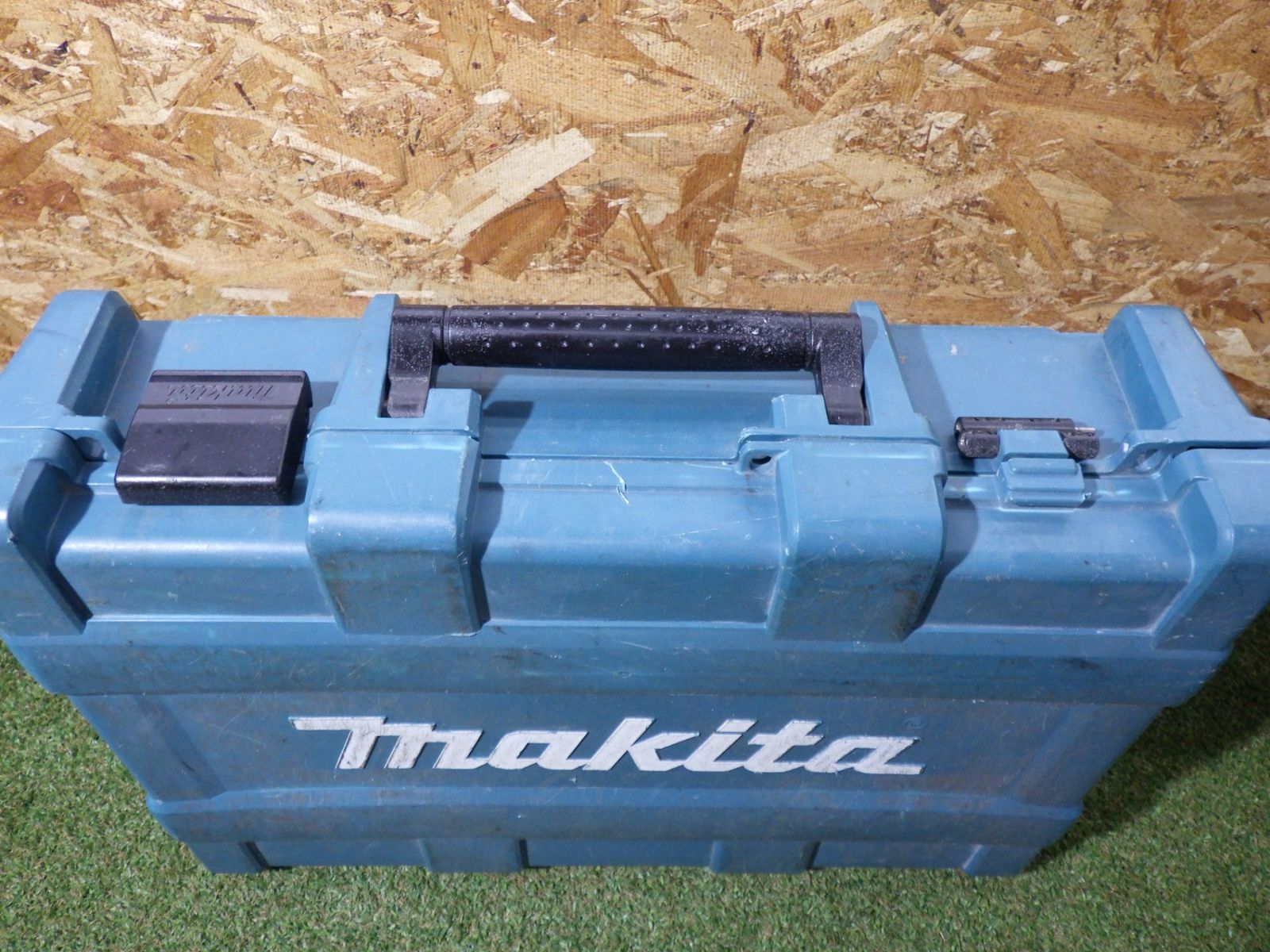 済 ケース留め具破損