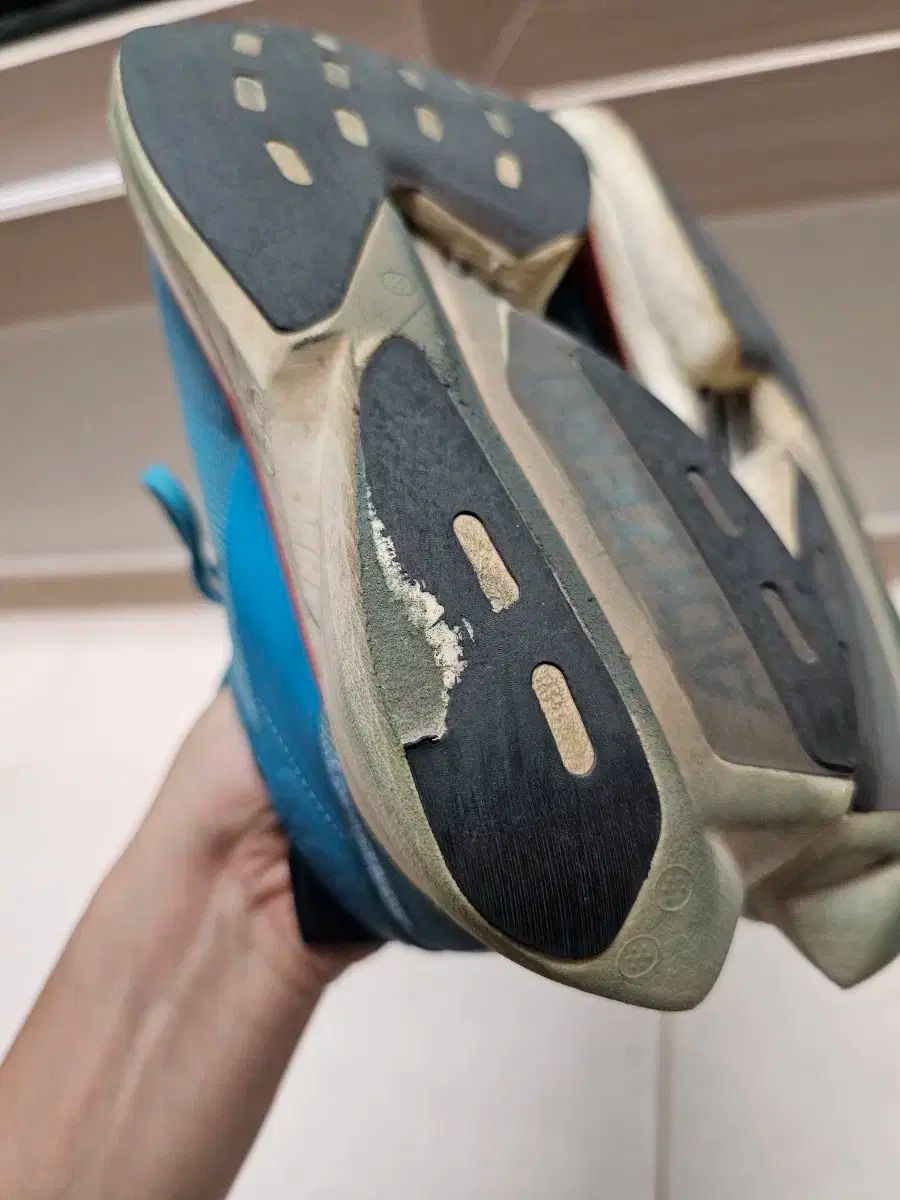 adidas アディダス