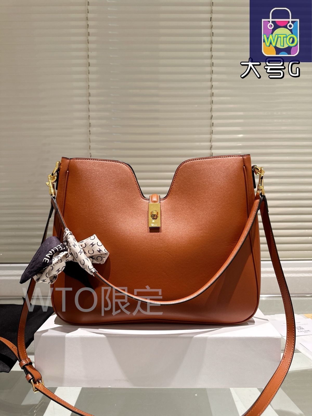 CELINE CAMILLE ショルダーバッグ 今日特価】Celine Camille × ～トリオンフ メタルアクセント