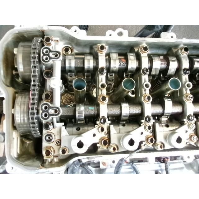 DBA-ZRR80W エンジン