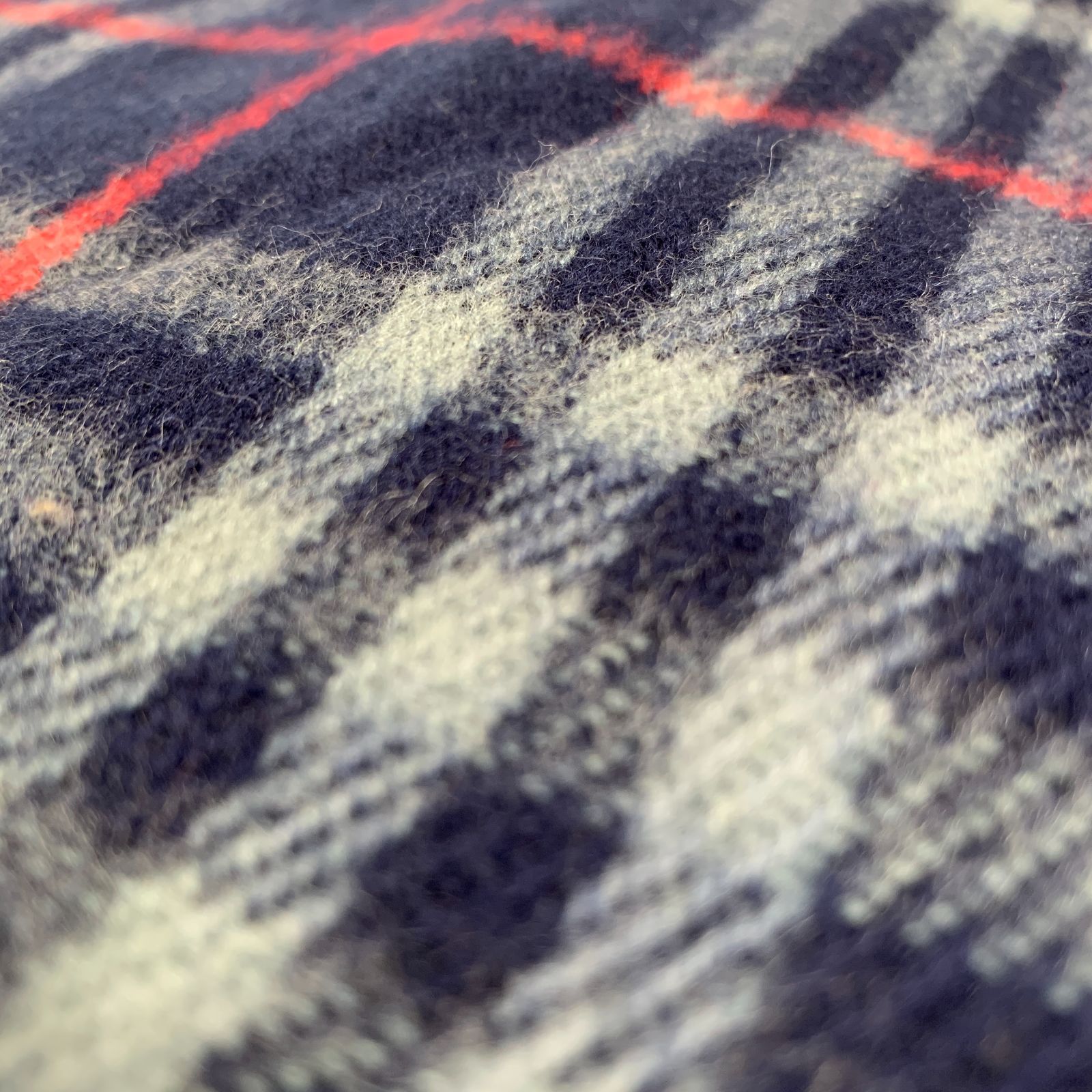 バーバリー マフラー カシミア100% 未使用保管品 f001 H 未使用保管品