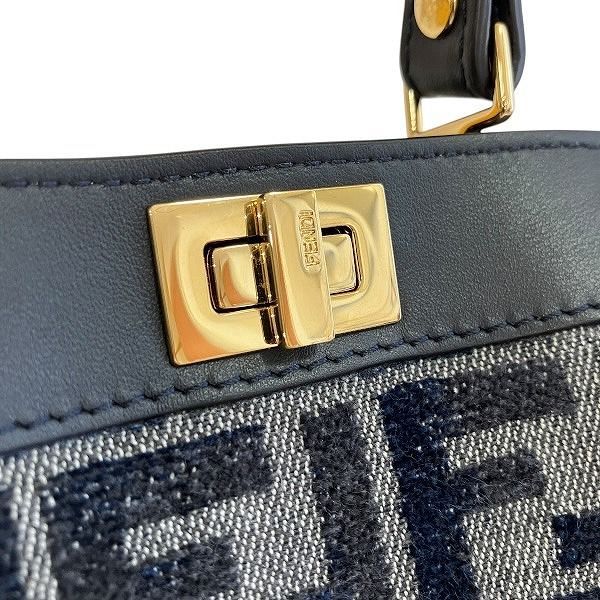 ピーカブ ネイビー