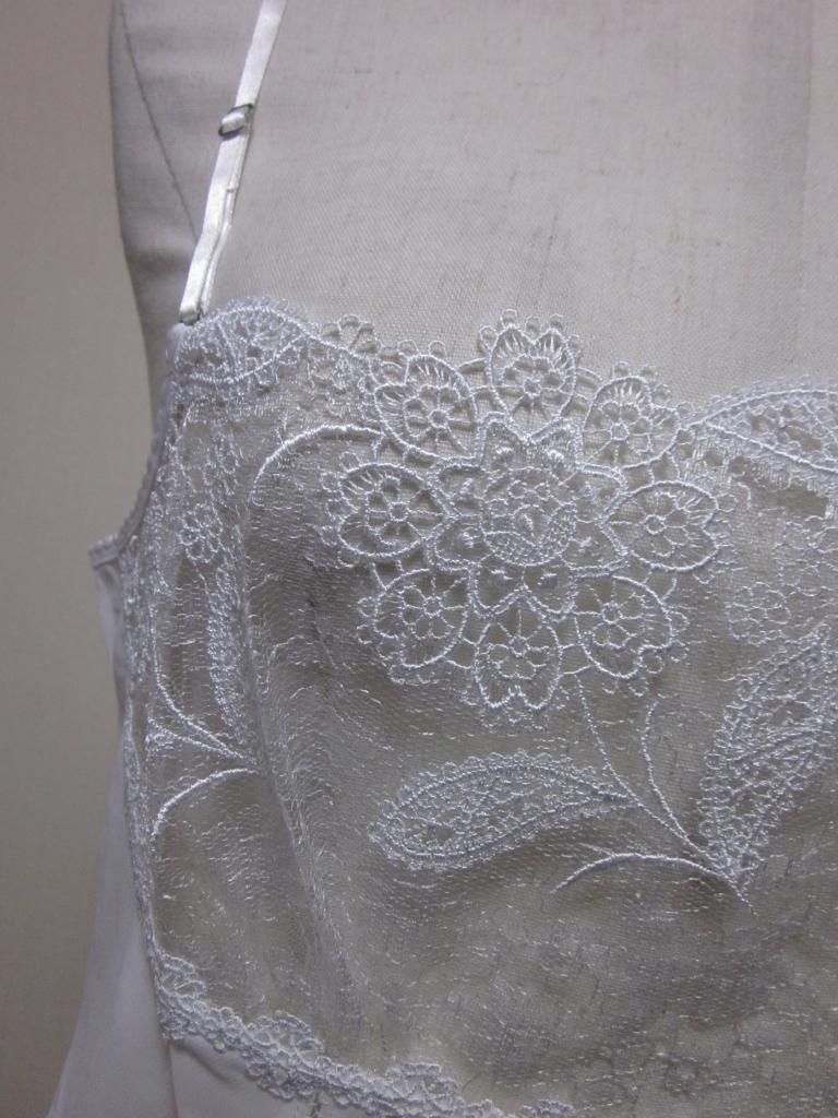 新品タグ付き ワコール トレフル スリップ バスト85 ホワイト