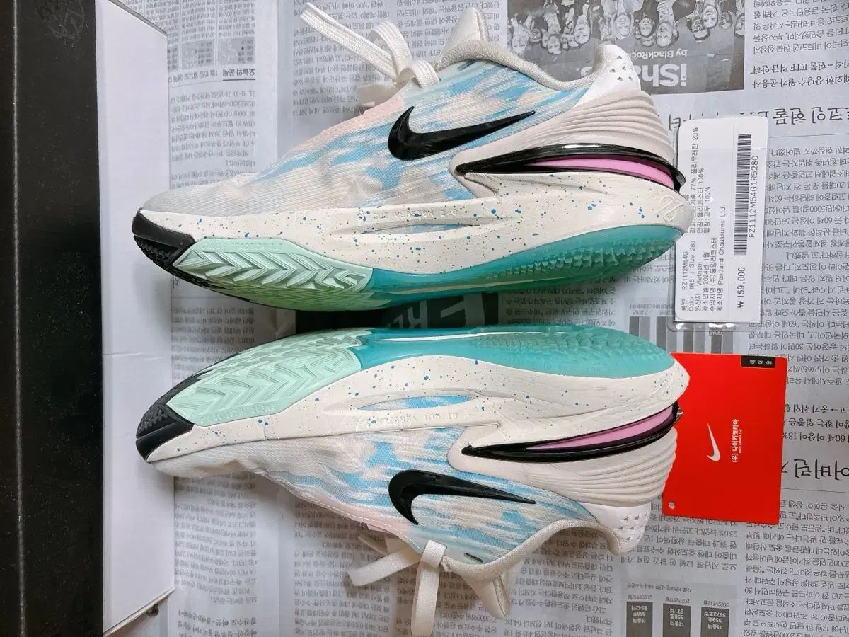 農民化) NIKE(ナイキ) GTカット 2 （ G T ） 235 箱入りフル