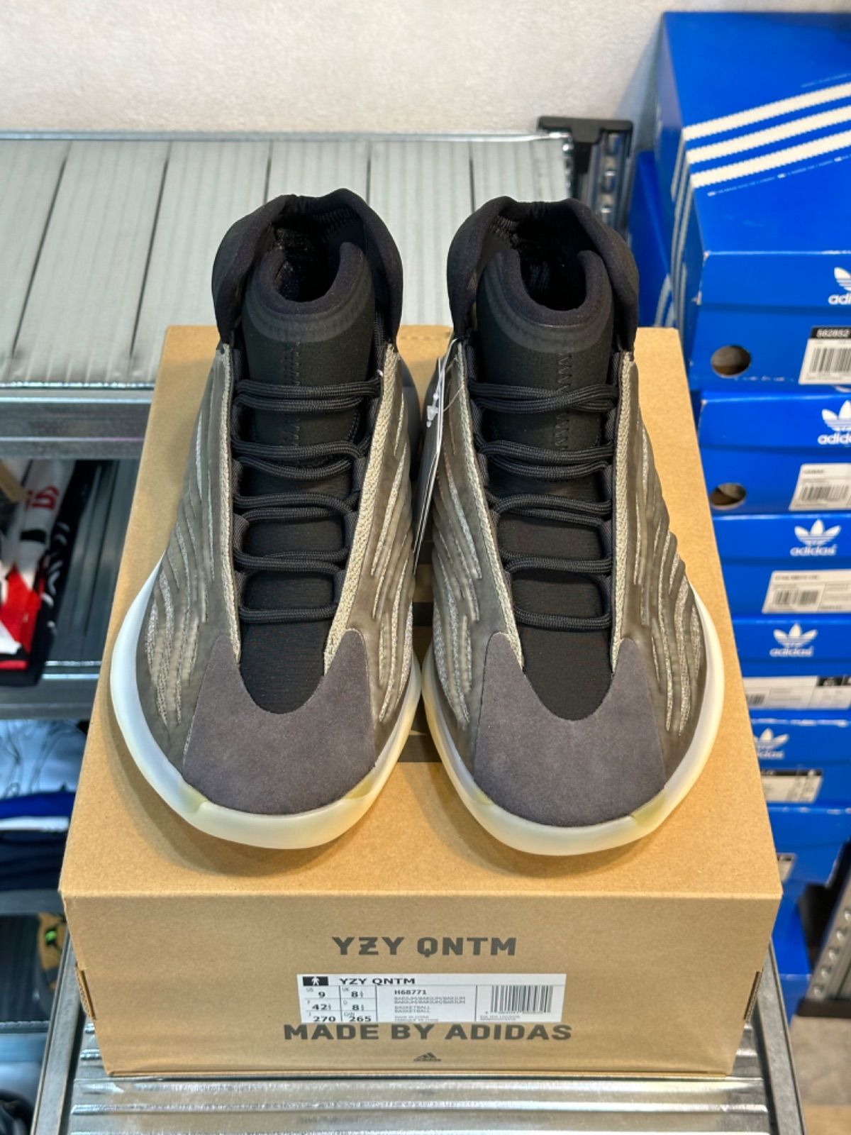 adidas YZY QNTM